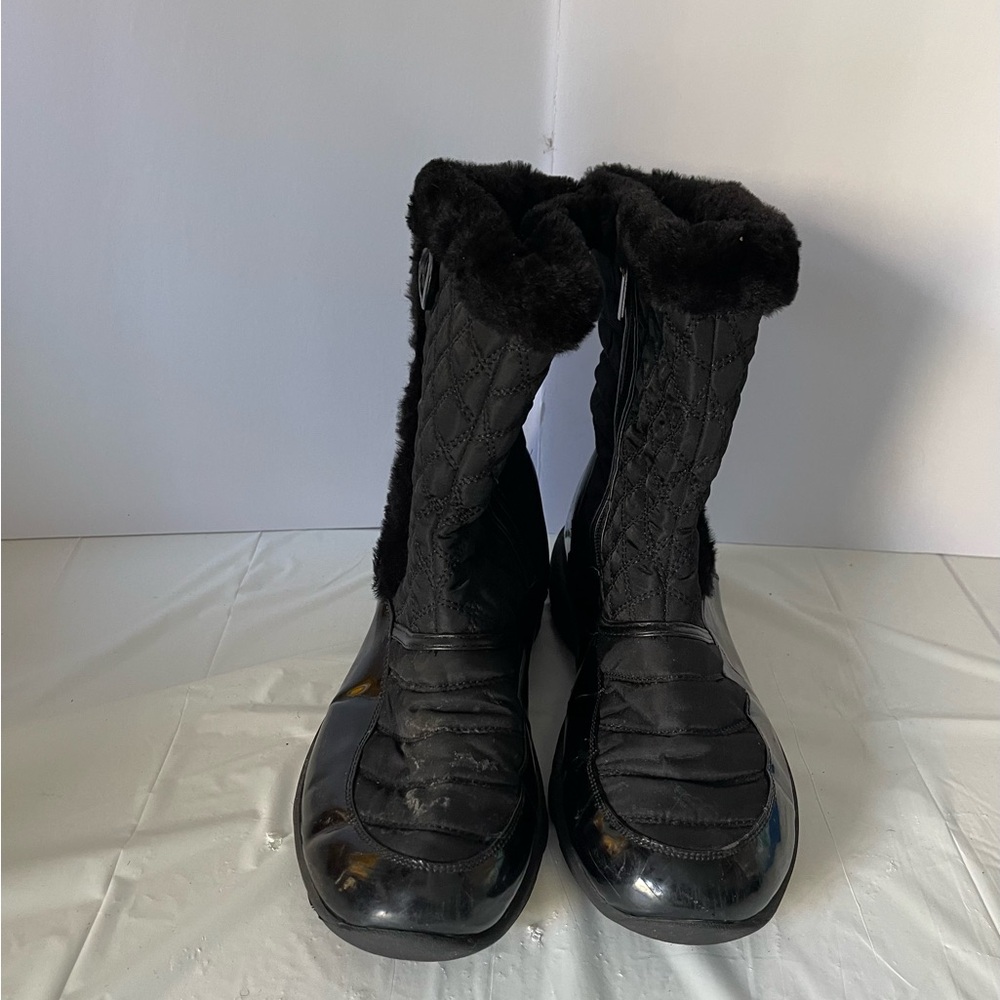 2/$22. Women's Black Shiney & Quilted Winter Snow Boots, Size 11, GUC